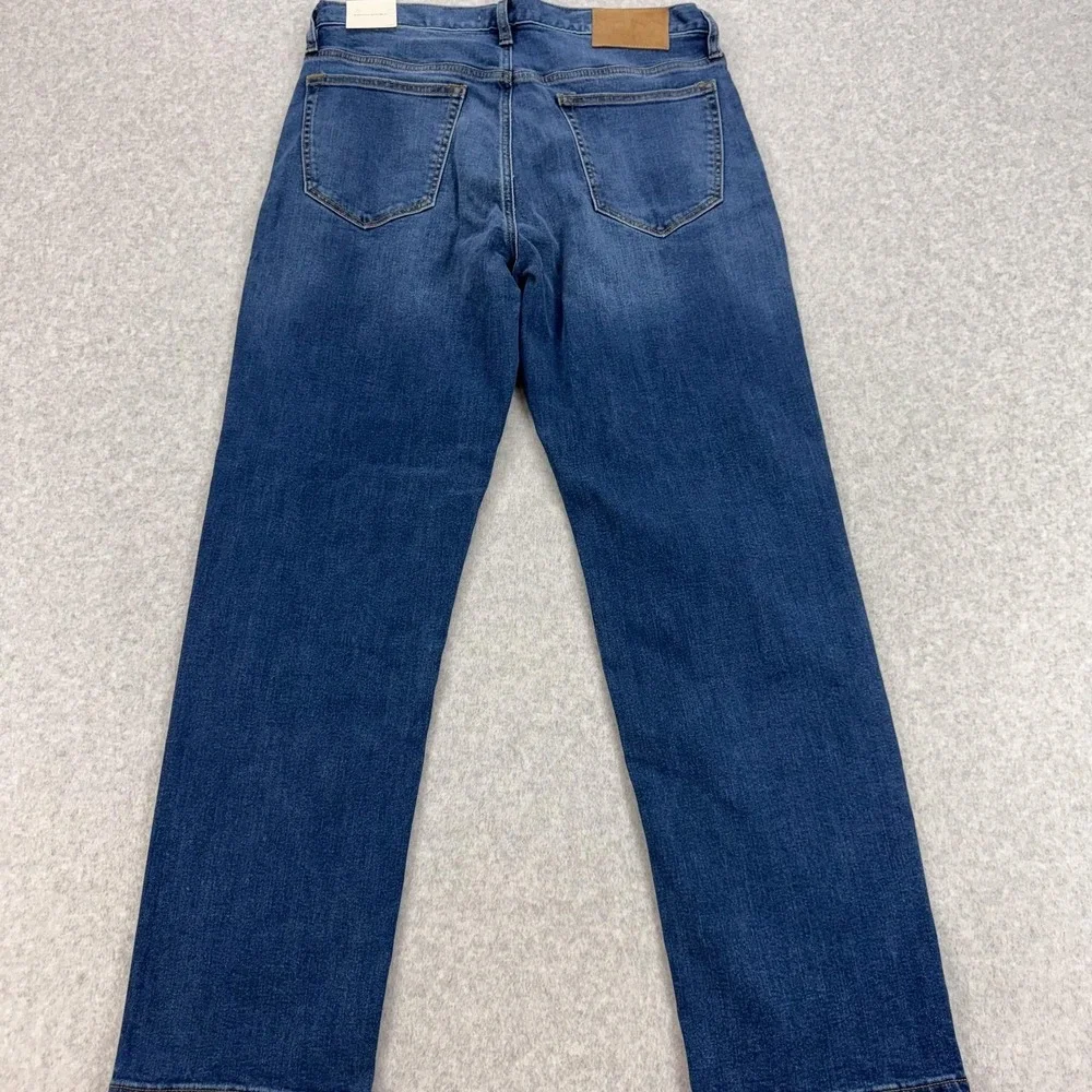 Banana Republic Jeans Mens 32x30 Blue Straight Fit Traveler Denim Casual NEW